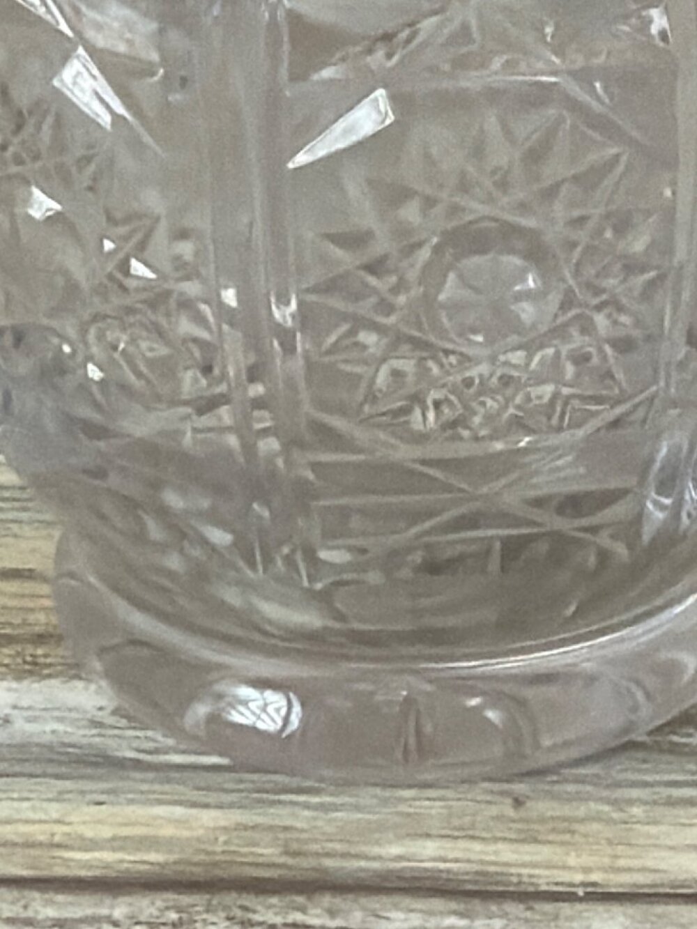Vintage Julia Made in Poland Hand Cut Lead Crystal Vase 24% PbO 8" - Picture 4 of 8